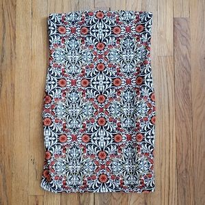Pattern mini skirt